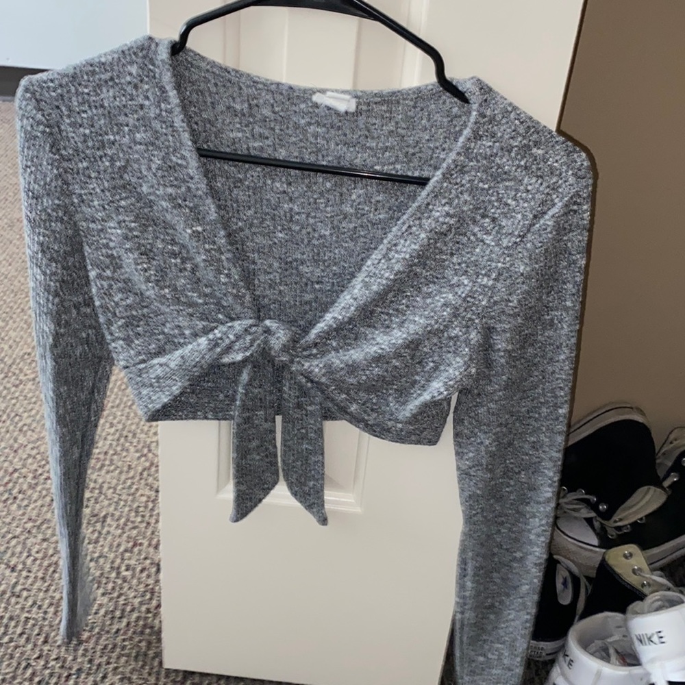 long sleeve crop top